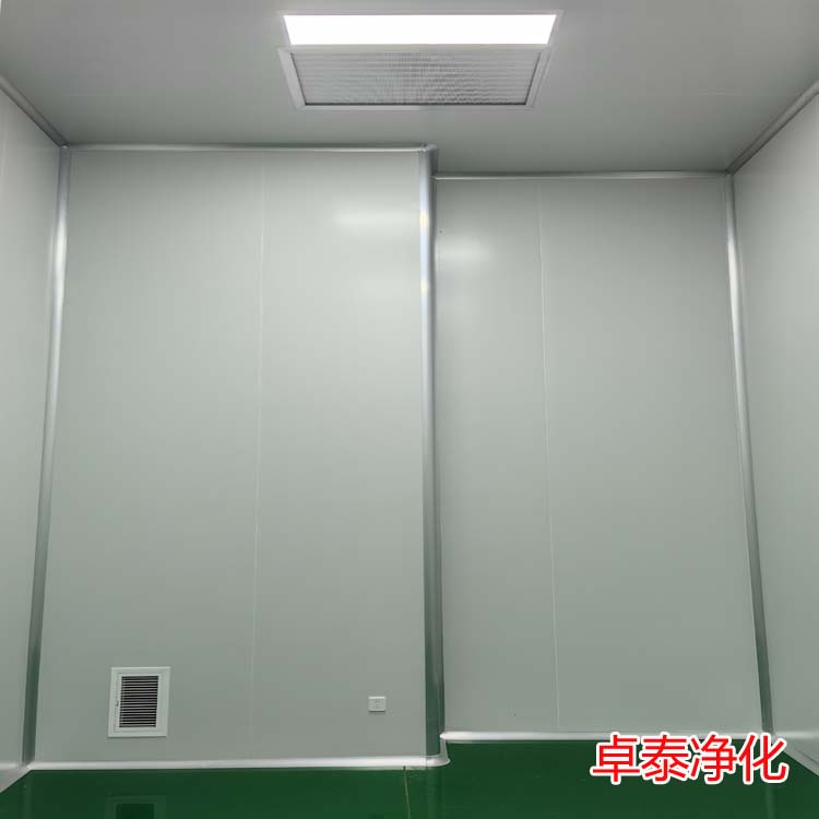 河北宏亮科技萬(wàn)級(jí)凈化車(chē)間裝修施工完成案例